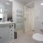 Point Villa