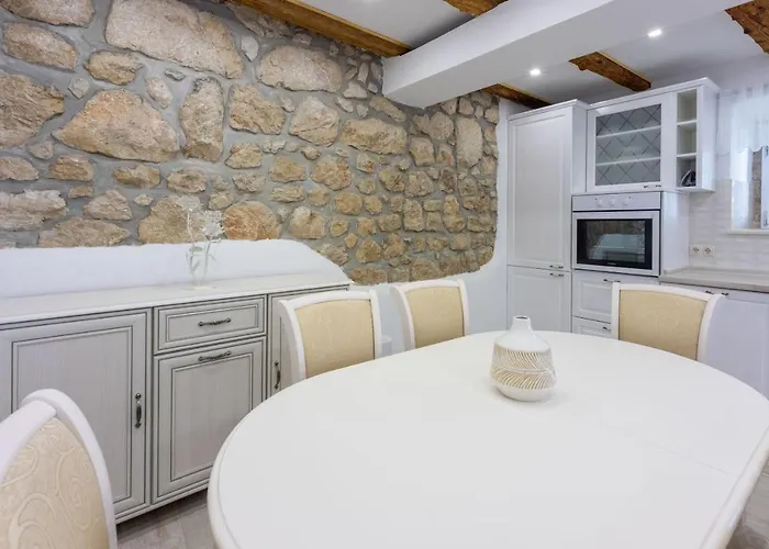 Point Villa Grižane